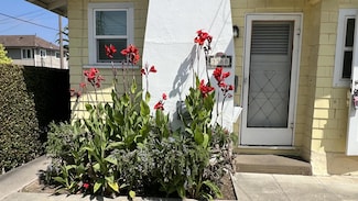 336 E Victoria St Unit B, Santa Barbara, CA 93101