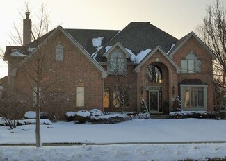 1627 Dublin Dr, Naperville, IL 60564