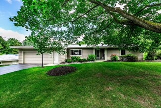 103 Bradford Ln, Syracuse, NY 13224