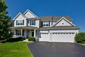 2202 Bonita Ln, Hoffman Estates, IL 60192