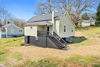 1 McElrath St, Piedmont, SC 29673
