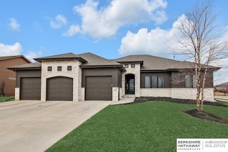 12106 Montauk Dr, Papillion, NE 68046