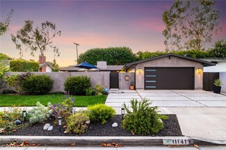 11141 Martha Ann Dr, Los Alamitos, CA 90720