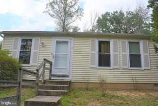 8742 Rose Ln, Jessup, MD 20794