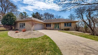 1139 Foxcroft Ln SW, Rochester, MN 55902