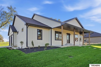 702 Spring St, Adams, NE 68301