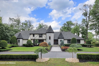 15 Hockhockson Rd, Colts Neck, NJ 07722