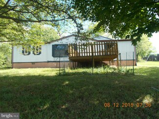 119 Fairview Rd, Gore, VA 22637