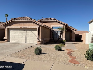2406 S Navajo Way, Chandler, AZ 85286