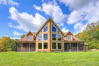 1782 Wolf Creek Hwy, Narrows, VA 24124