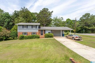 1400 Green Meadow Rd, Anniston, AL 36207
