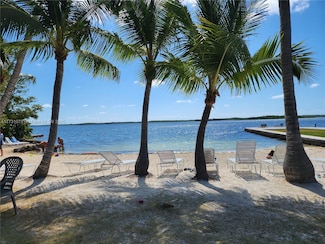35 Bass Ave, Key Largo, FL 33037