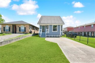 5717 Baccich St, New Orleans, LA 70122