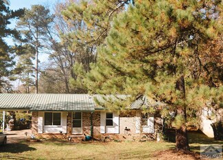 629 Piedmont Rd, Hull, GA 30646