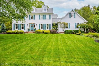 1917 Sawgrass Dr, Uniontown, OH 44685