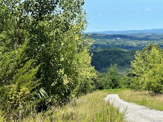1-17 Truncali Rd, Marlboro, NY 12542