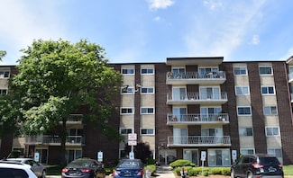 2900 Maple Ave Unit 10E, Downers Grove, IL 60515