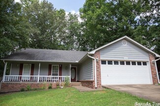 1801 Debswood Dr, Bryant, AR 72022