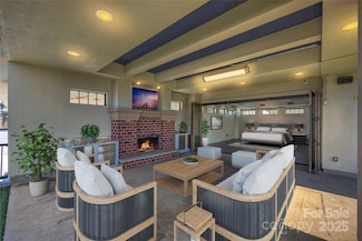 715 N Graham St Unit 603, Charlotte, NC 28202