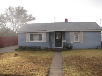 809 Pearl St, Garden City, KS 67846