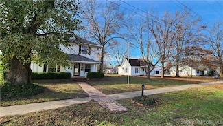 501 N Monroe St, Versailles, MO 65084
