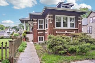 737 S East Ave, Oak Park, IL 60304
