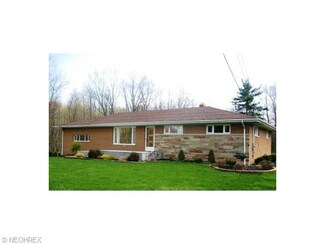 4011 Ridgeview Dr, Richfield, OH 44286