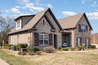 2827 Craythorne Dr, Murfreesboro, TN 37129