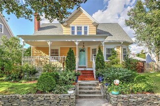 99 Sefton Dr, Cranston, RI 02905