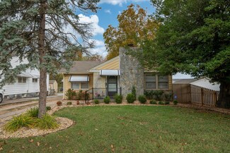 1743 E Elm St, Springfield, MO 65802