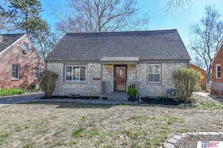 920 Clark Ave, Lincoln, NE 68510