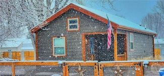 1638 Grape St, Huntley, MT 59037