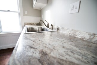 17 Spring St, Chicopee, MA 01013