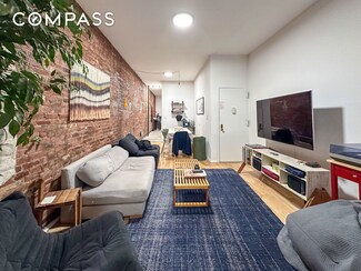 213 E 5th St Unit 5, New York, NY 10003