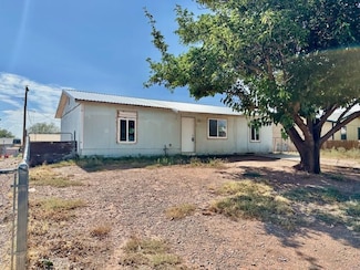 6 Malpais Ave, La Luz, NM 88337