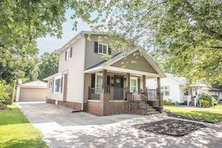 3113 Champaign Ave, Mattoon, IL 61938