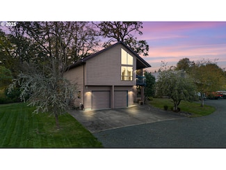 34941 Bachelor Flat Rd, Saint Helens, OR 97051