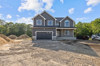 35 Tess Abigail Ln, Swansea, MA 02777