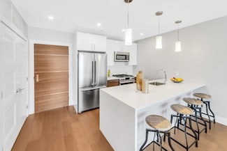 425 Lagrange St Unit 314, West Roxbury, MA 02132