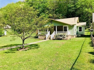 607 Sandlick Branch Rd, Bruno, WV 25611