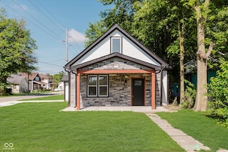 902 Rossville Ave, Frankfort, IN 46041