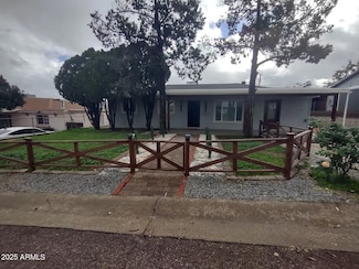 7927 E Pueblo St, Globe, AZ 85501