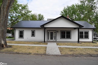 522 11th St, Fort Madison, IA 52627