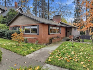1907 S Oneida Place, Spokane, WA 99203