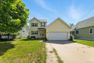 146 Taylor St, Port Huron, MI 48060