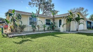 2407 Amanda Dr, Sarasota, FL 34232