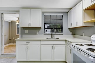 726 Park Ave, Naples, FL 34110
