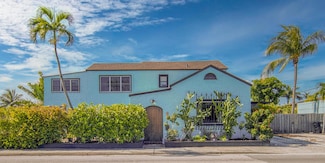 624 10th Ave N, Lake Worth, FL 33460
