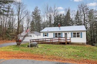 7 Jodie Ave, Fairfield, ME 04937