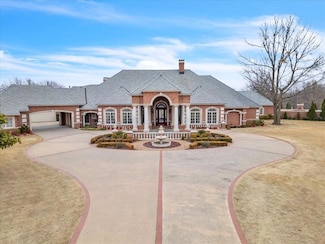 4550 Mayes Dr, Norman, OK 73072